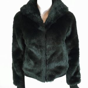 H&M SZ 4 Dark Evergreen Faux fur coat!